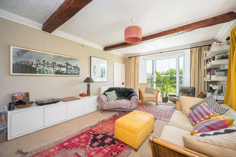 Sitting Room- click for photo gallery